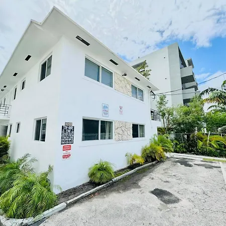 Stunning Miami Escape Near Beach Pet Friendly Exterior photo