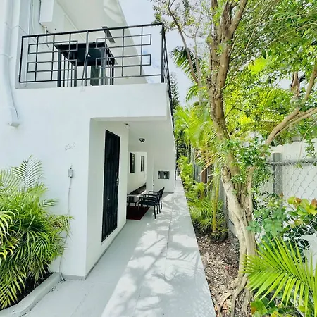 Stunning Miami Escape Near Beach Pet Friendly Exterior photo