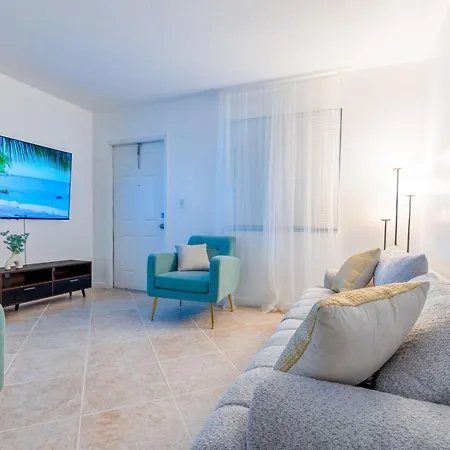 Stunning Miami Escape Near Beach Pet Friendly Exterior photo