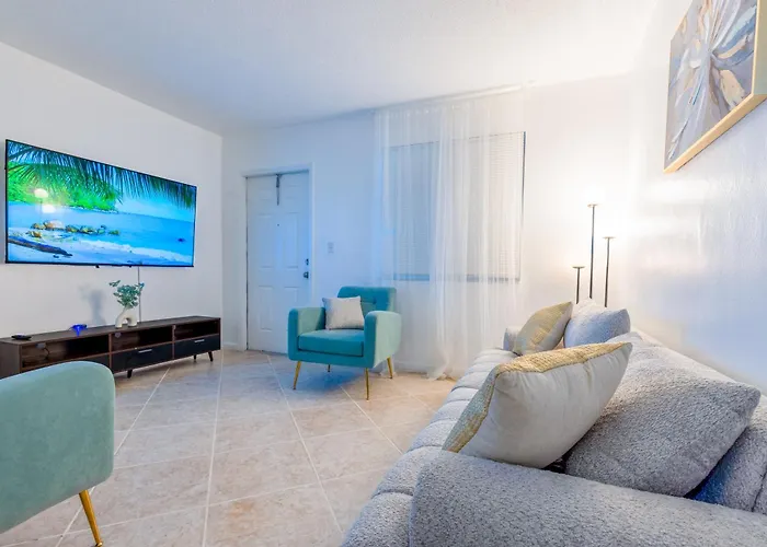 Stunning Miami Escape Near Beach Pet Friendly